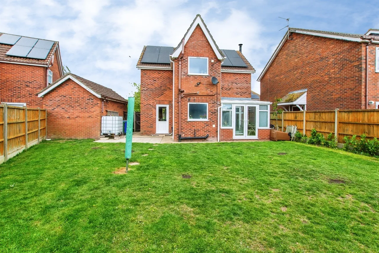 Marshall Grove, Butterwick, PE22, photo 19