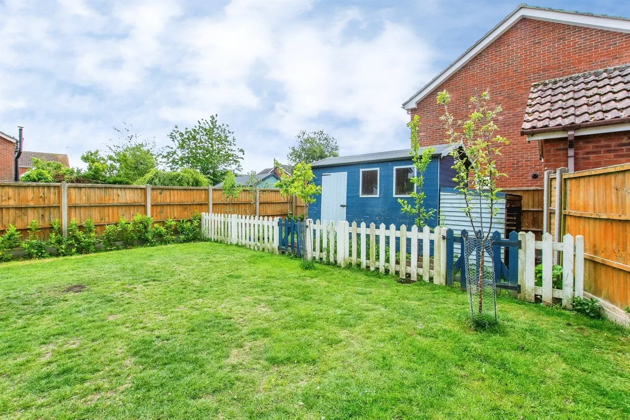 Marshall Grove, Butterwick, PE22, photo 18