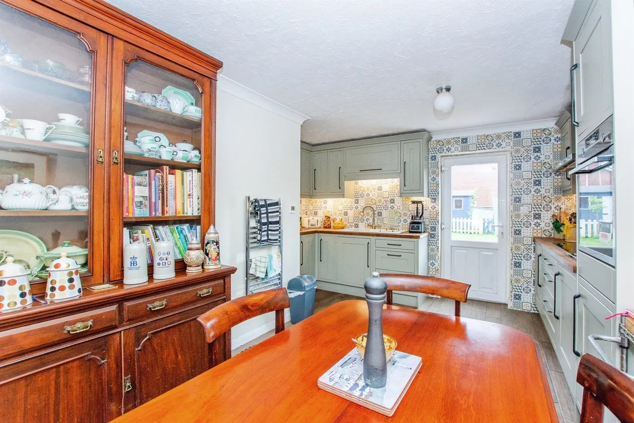 Marshall Grove, Butterwick, PE22, photo 9