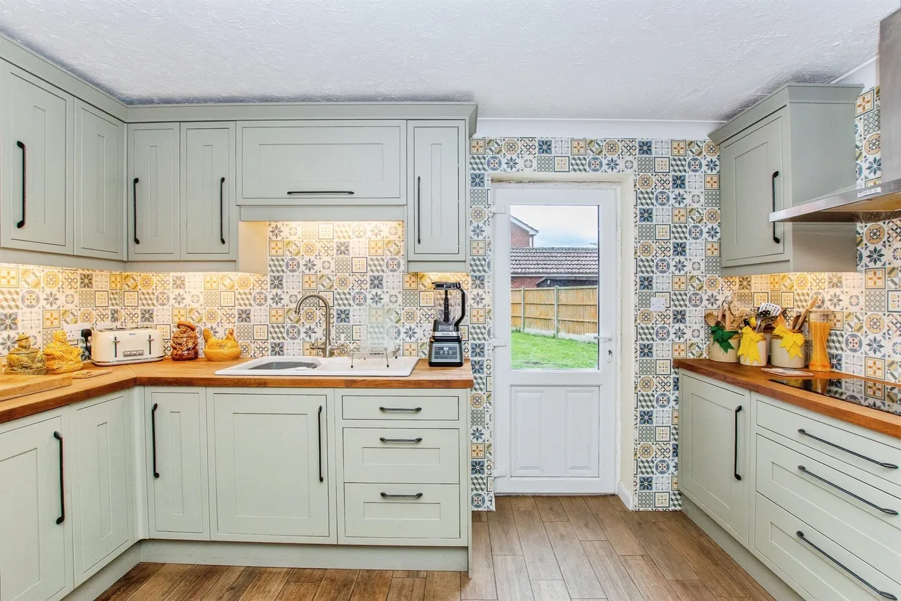 Marshall Grove, Butterwick, PE22, photo 8