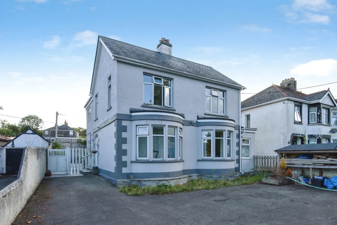 6 bed house for sale, Woodland Road, St. Austell, PL25