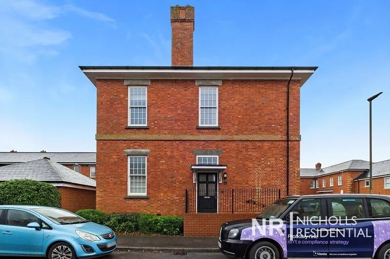 2 bed flat for sale, Sherwood Way, Epsom, KT19
