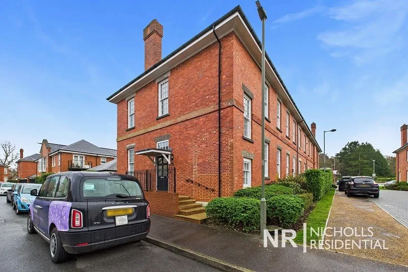 Sherwood Way, Epsom, KT19, photo 15