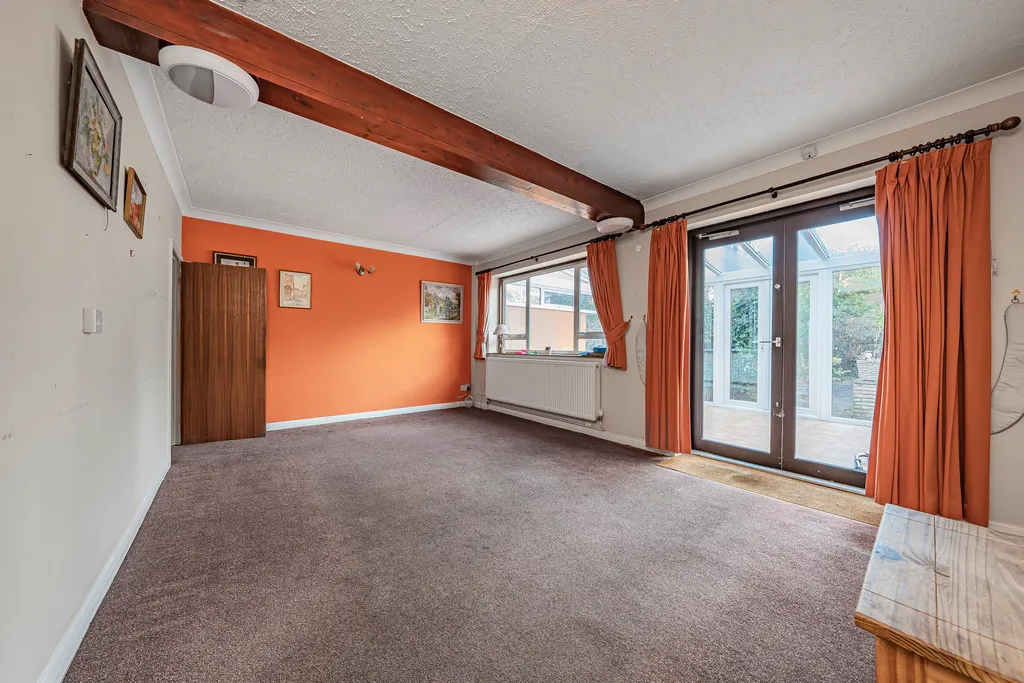 The Avenue, Cowley, UB8, photo 2