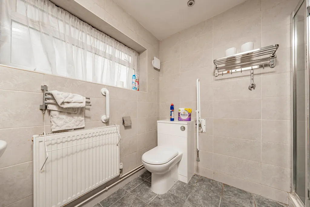 The Avenue, Cowley, UB8, photo 27