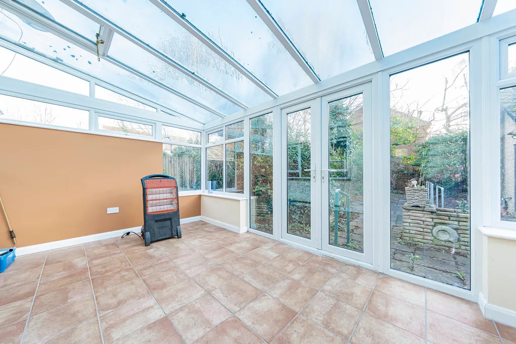 The Avenue, Cowley, UB8, photo 25