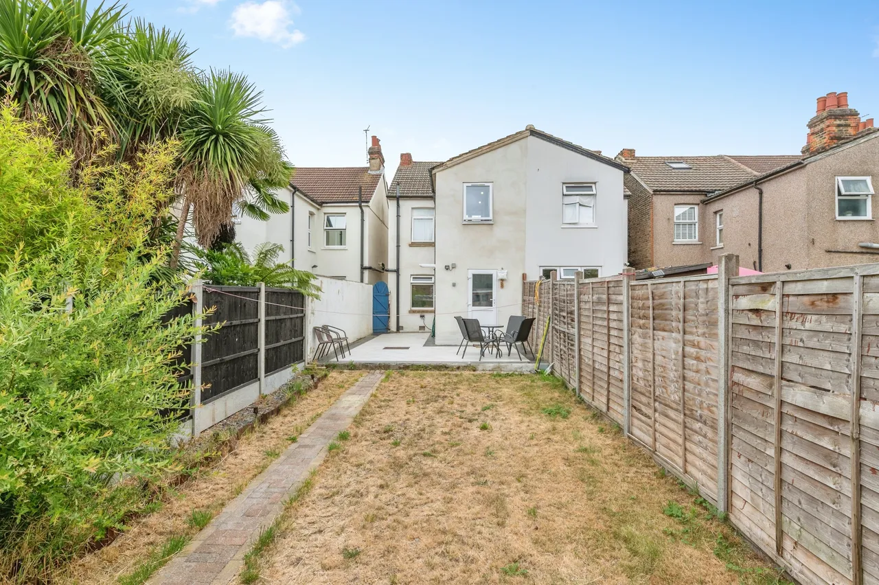 Park Lane, Hornchurch, RM11, photo 4