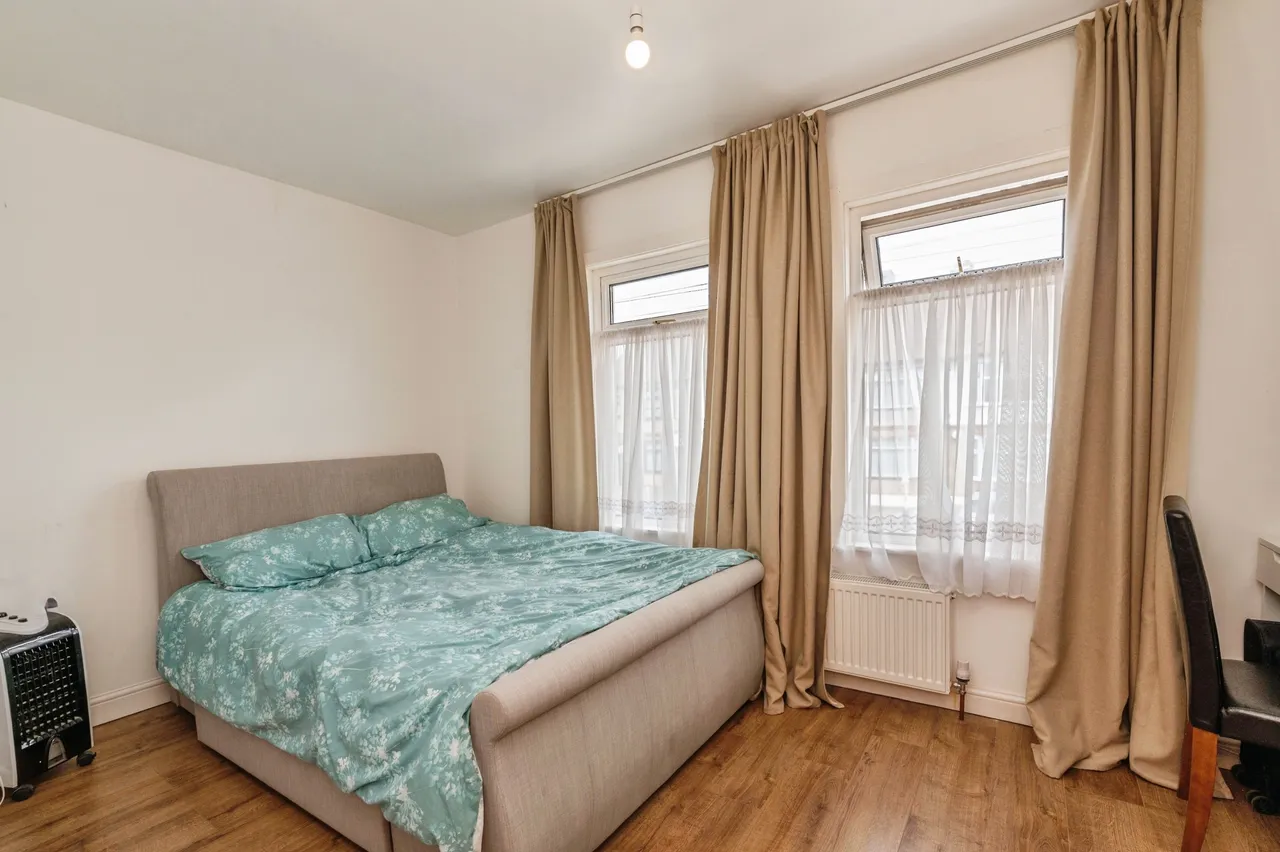 Park Lane, Hornchurch, RM11, photo 15