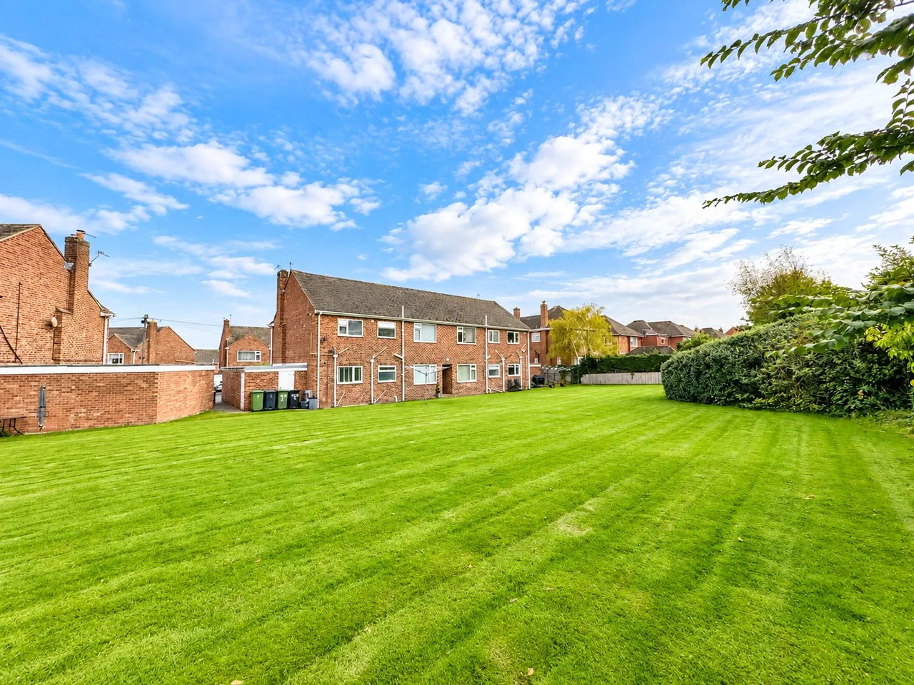 Sandstone Drive, Wirral, CH48, photo 13