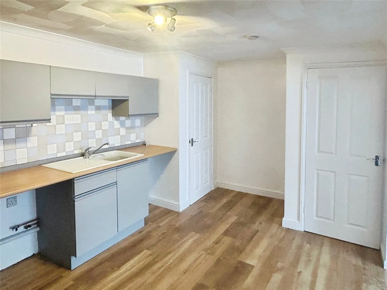 Higher Bore Street, Bodmin, PL31, photo 5