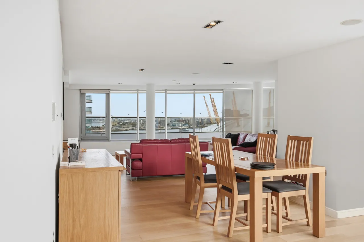 Block C, New Providence Wharf, E14, photo 3