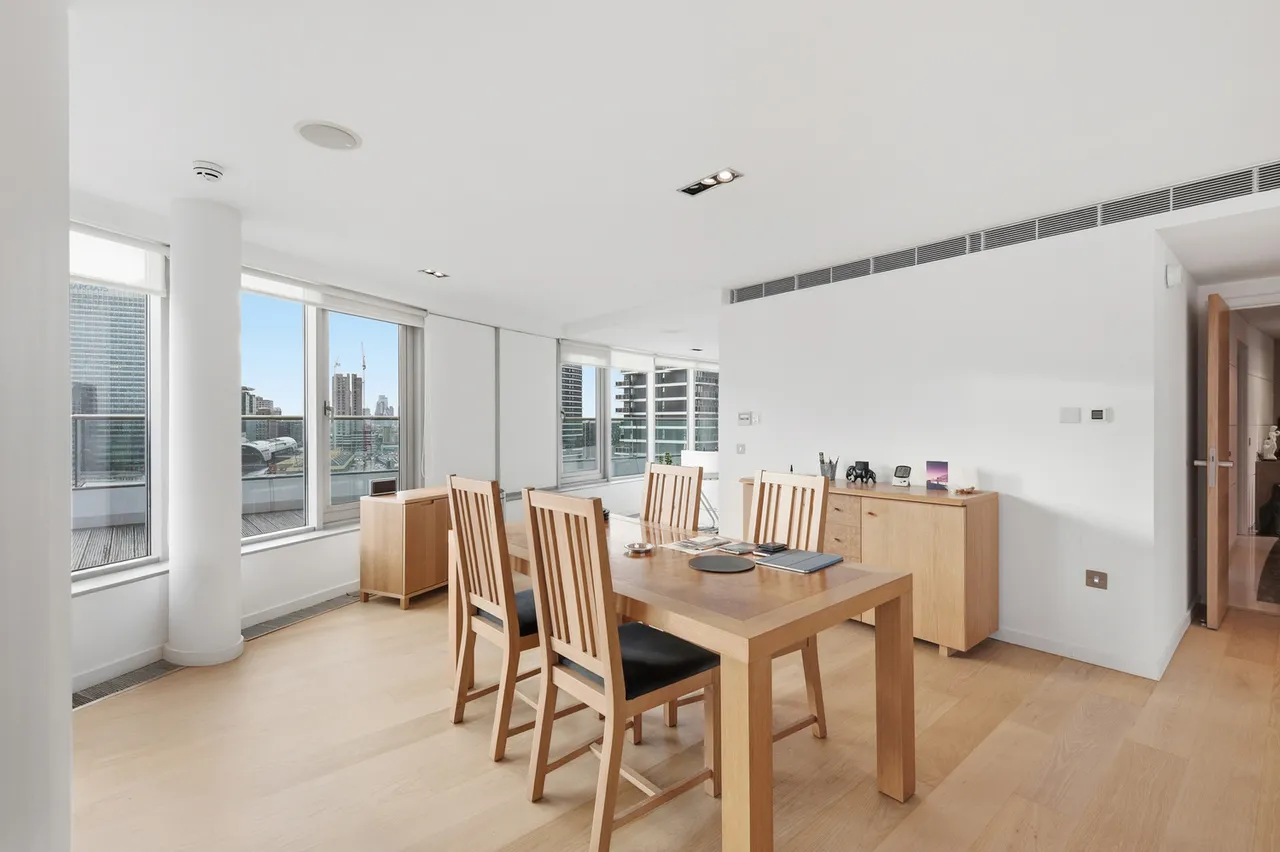 Block C, New Providence Wharf, E14, photo 9
