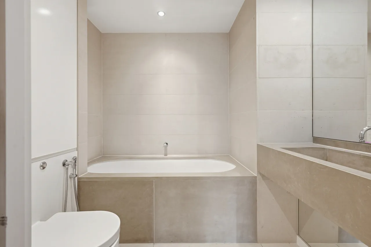 Block C, New Providence Wharf, E14, photo 28