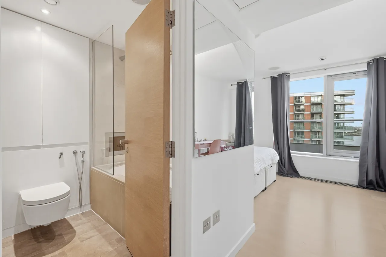 Block C, New Providence Wharf, E14, photo 24