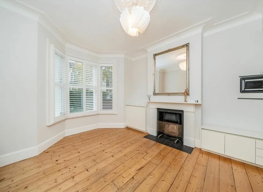 Kimberley Road, Clapham North, SW9, photo 4