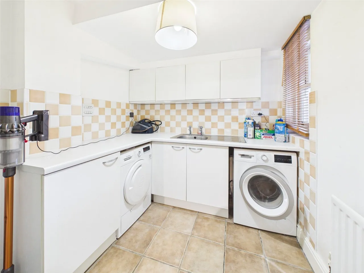 Admiralty Way, Teddington, TW11, photo 10