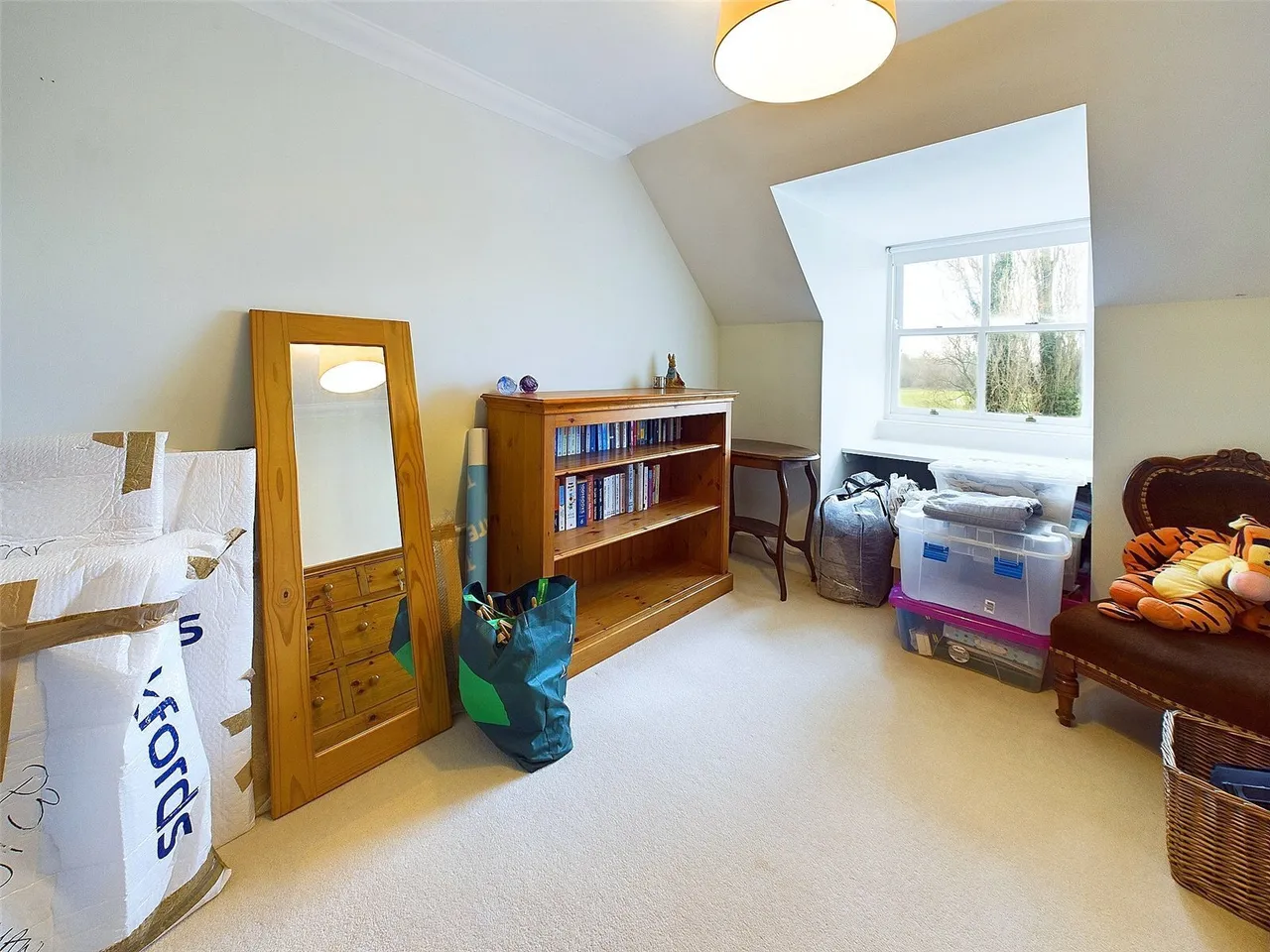 Admiralty Way, Teddington, TW11, photo 11
