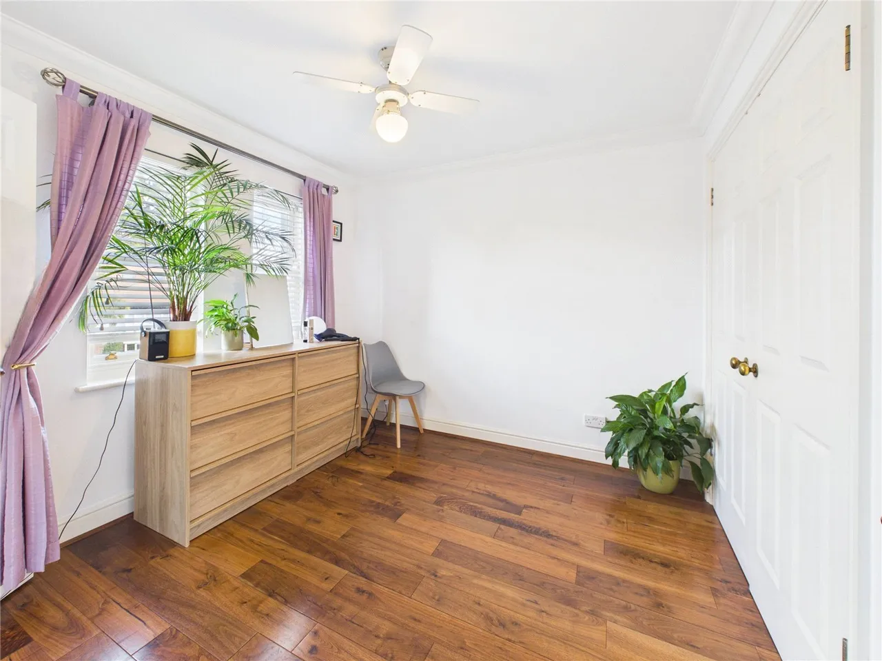 Admiralty Way, Teddington, TW11, photo 12