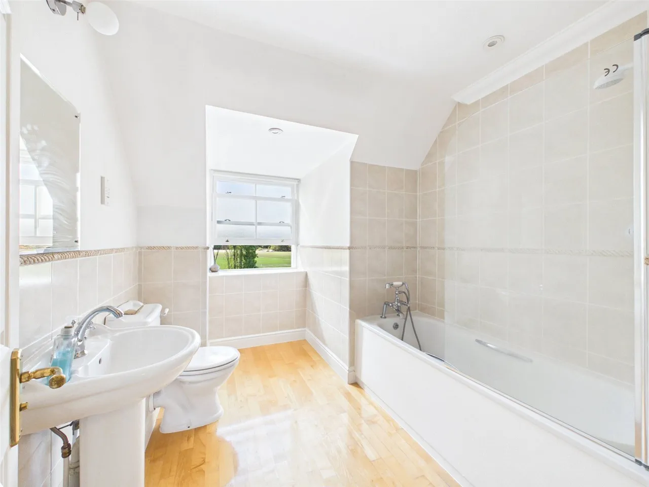 Admiralty Way, Teddington, TW11, photo 13