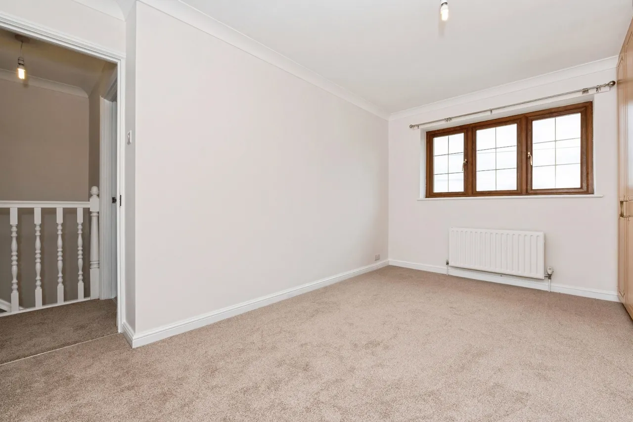 Albert Close, Grays, Essex, RM16, photo 14