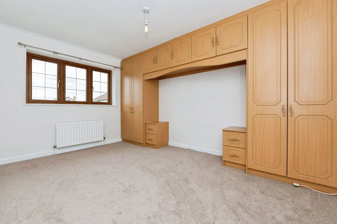 Albert Close, Grays, Essex, RM16, photo 13