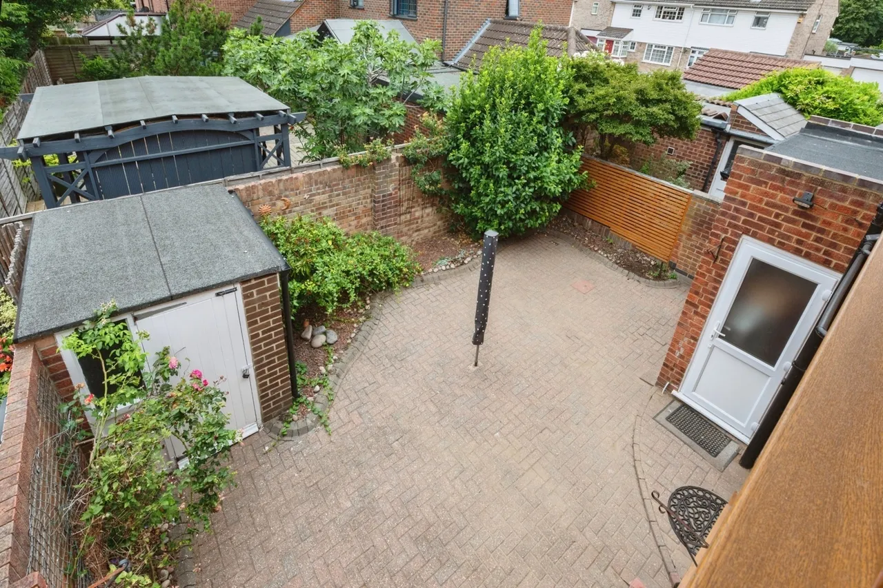 Albert Close, Grays, Essex, RM16, photo 17