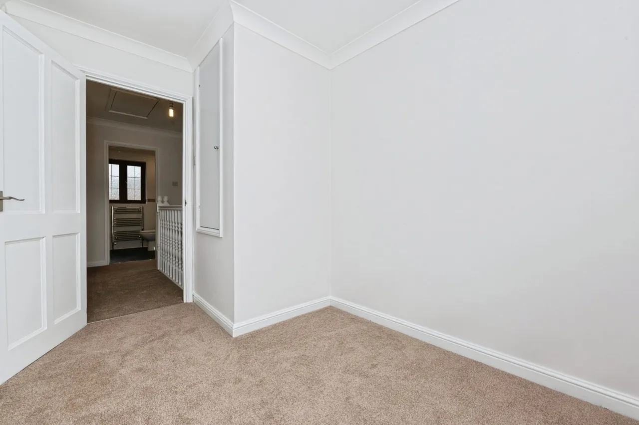 Albert Close, Grays, Essex, RM16, photo 16