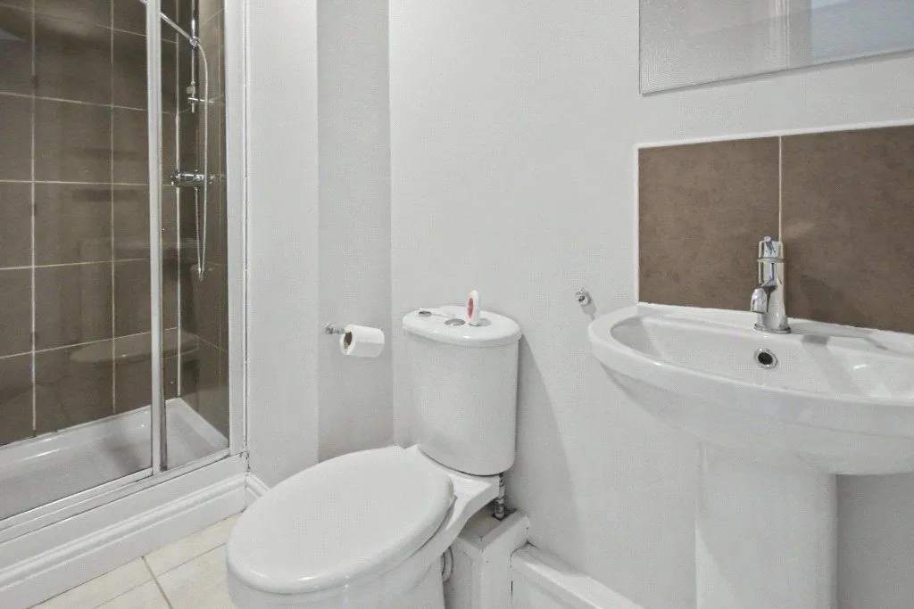 Raynville Way, Leeds, LS12, photo 16