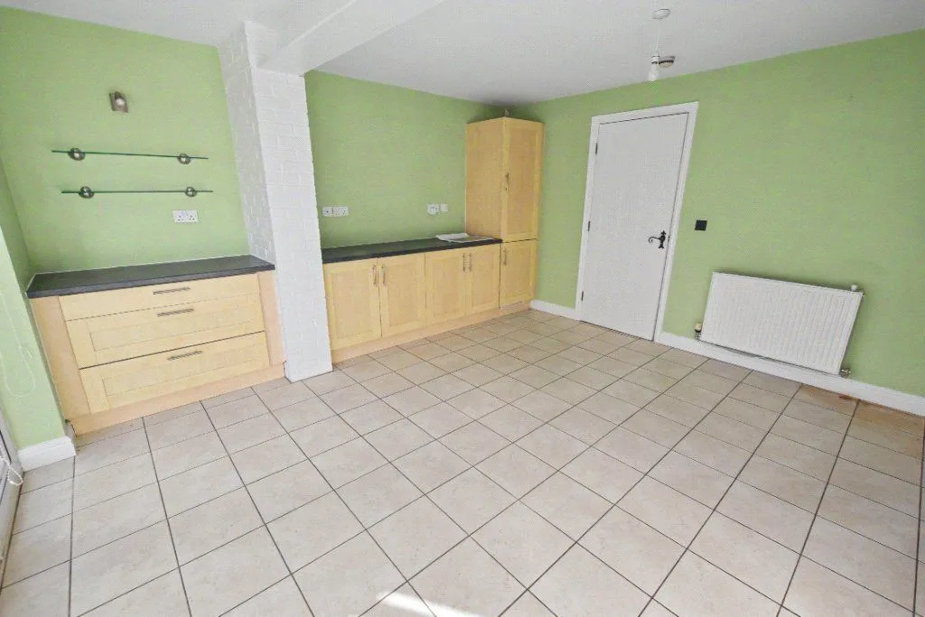 Raynville Way, Leeds, LS12, photo 13