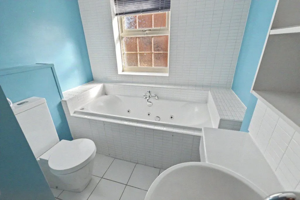 Raynville Way, Leeds, LS12, photo 10