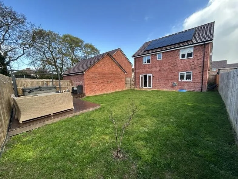 Burnish Grove Cannington, Bridgwater TA5 2SY, photo 22