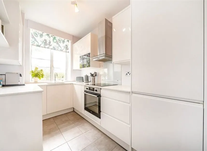Willesden Lane, Brondesbury Park, NW6, photo 3