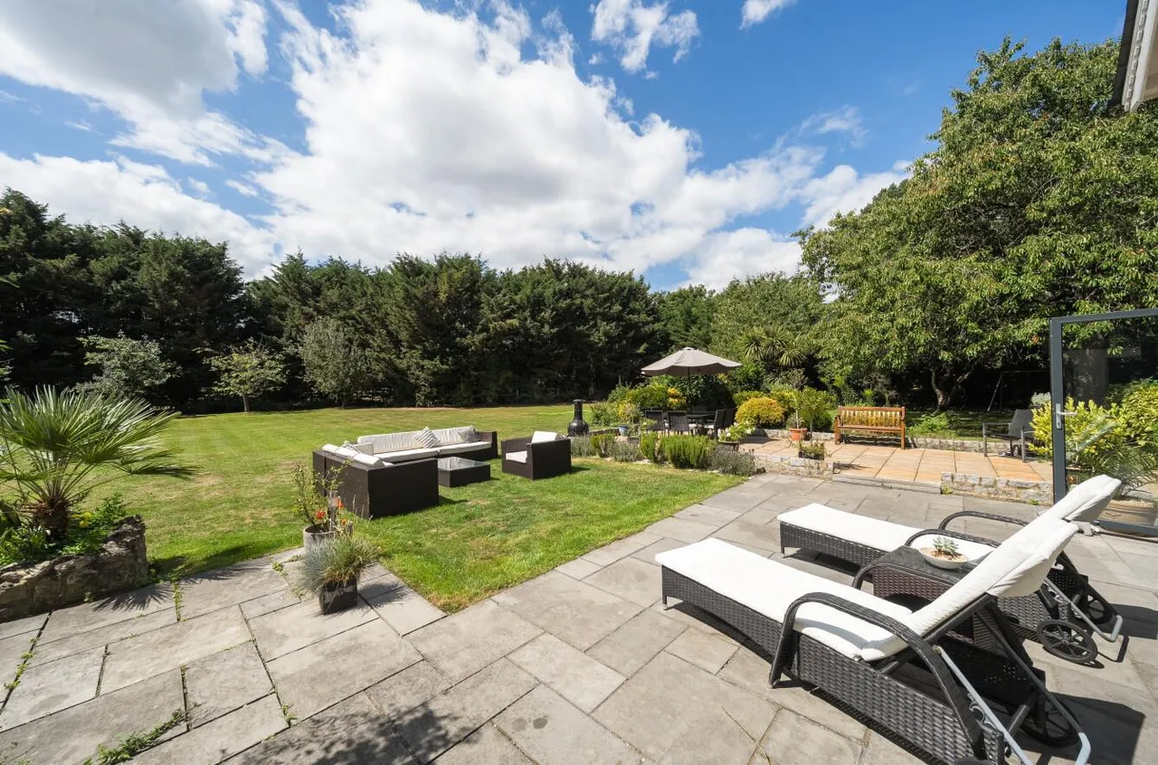 Distinguished Four Bedroom Period Residence, Ryarsh, photo 31