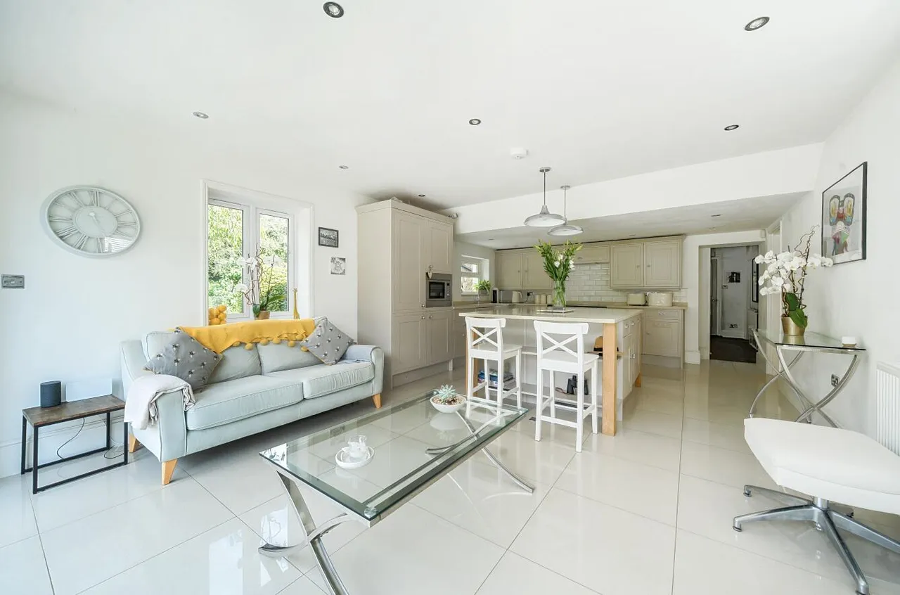 Distinguished Four Bedroom Period Residence, Ryarsh, photo 10
