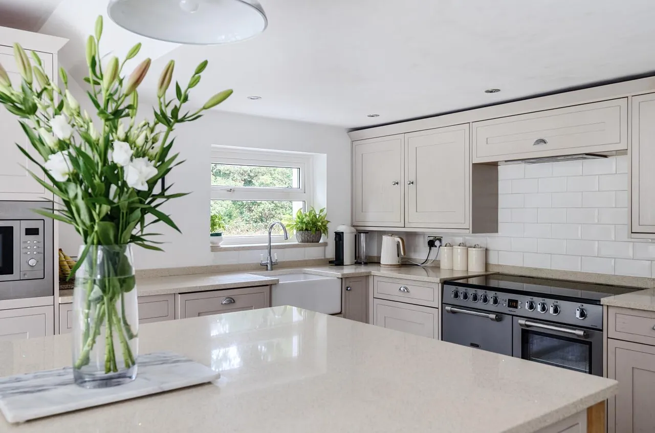 Distinguished Four Bedroom Period Residence, Ryarsh, photo 9