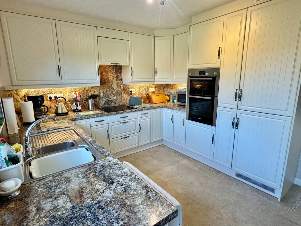 Wetherby ~ Glebe Field Drive, LS22, photo 7