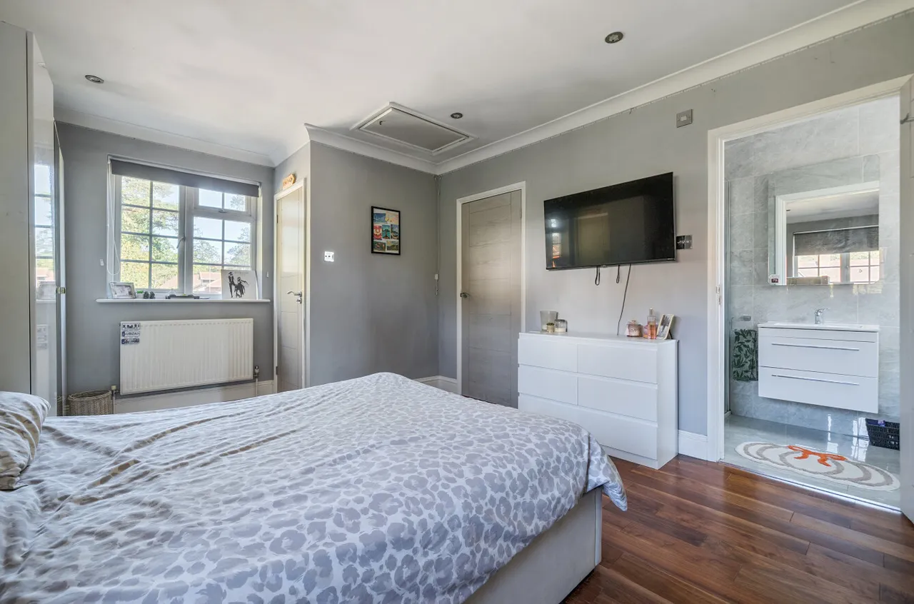 Upper Chobham Road, Camberley, GU15, photo 21