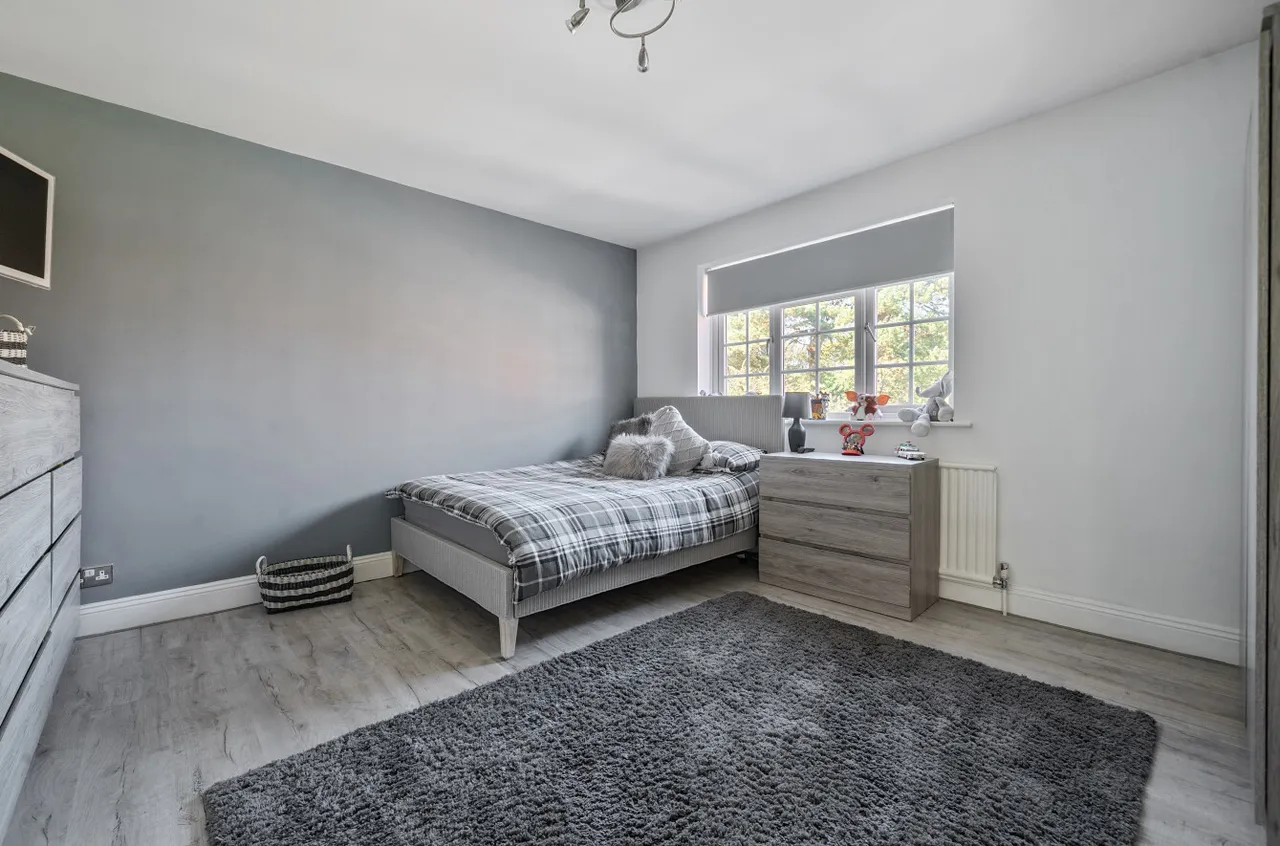 Upper Chobham Road, Camberley, GU15, photo 23