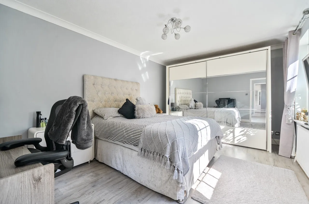 Upper Chobham Road, Camberley, GU15, photo 19