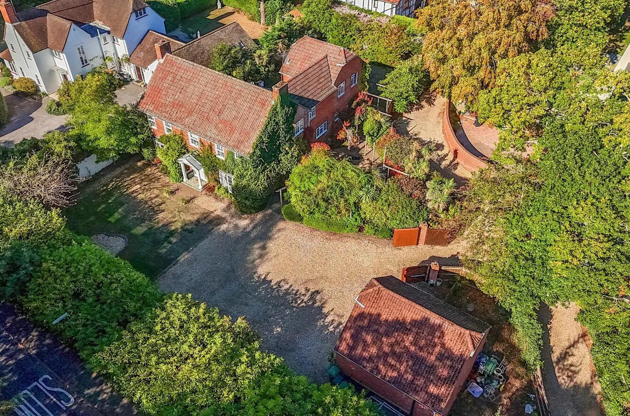 Upper Chobham Road, Camberley, GU15, photo 2
