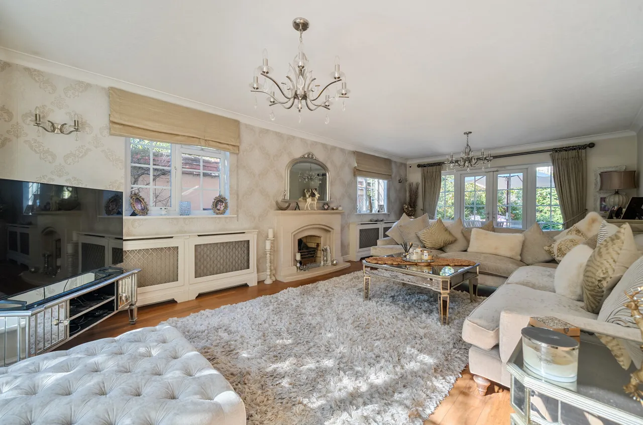 Upper Chobham Road, Camberley, GU15, photo 10
