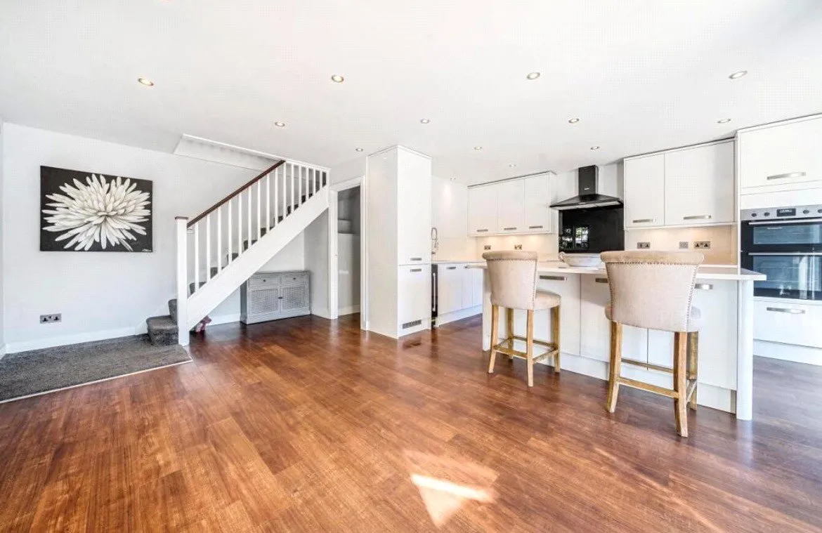 Upper Chobham Road, Camberley, GU15, photo 26