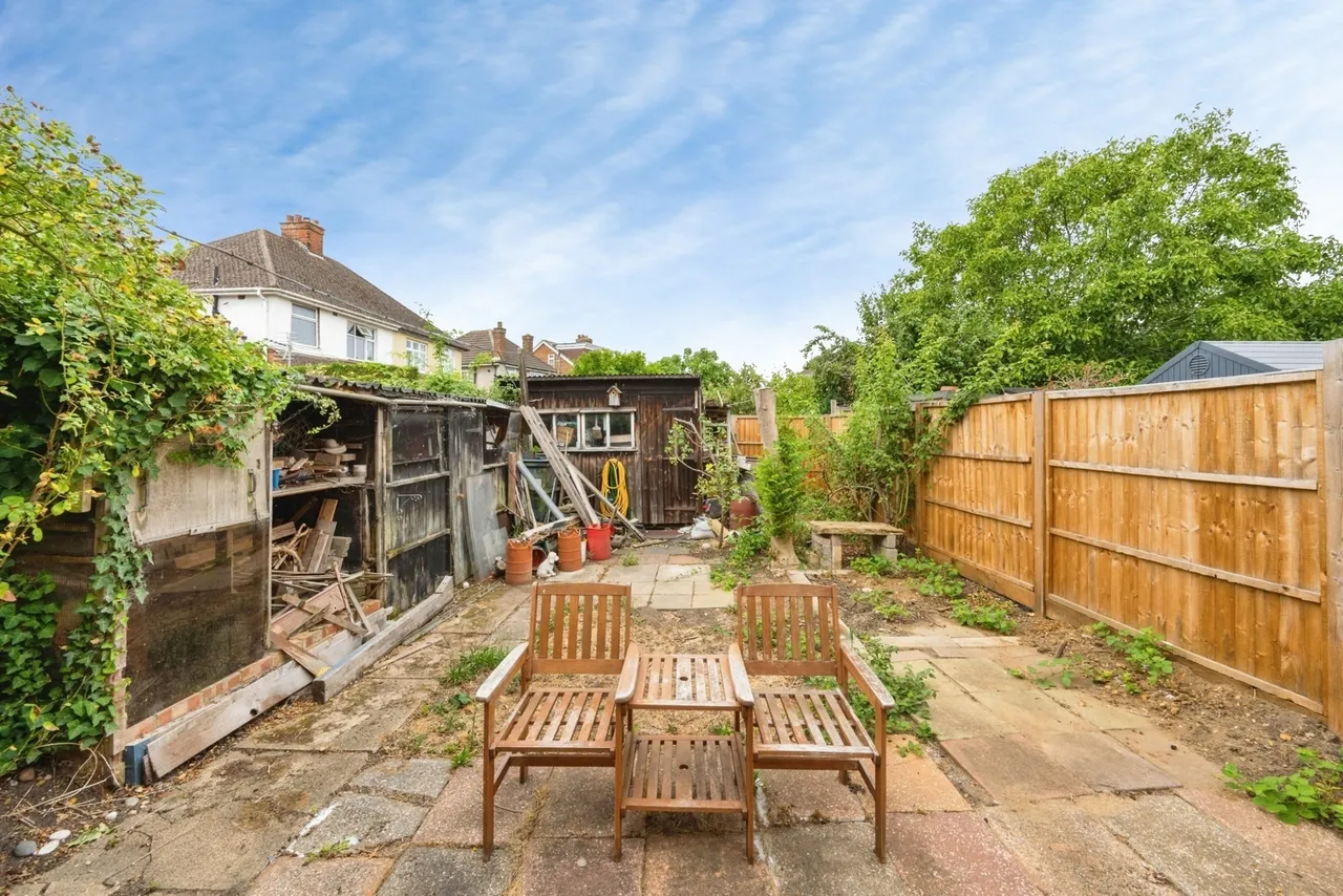 Honey Hill Gardens, Bedford, Bedfordshire, MK40, photo 2