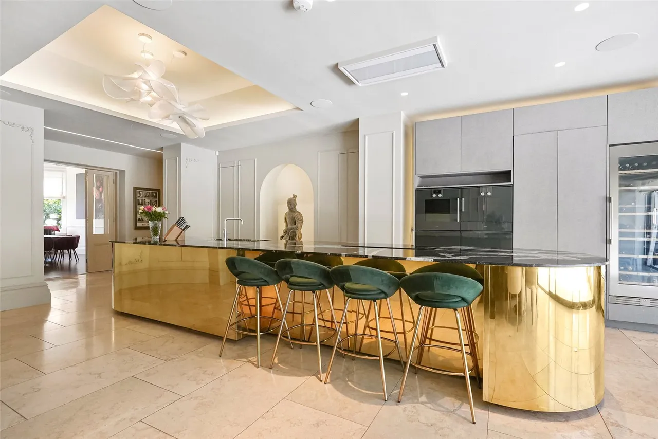 Park Road, Penarth, CF64 3BD, photo 5