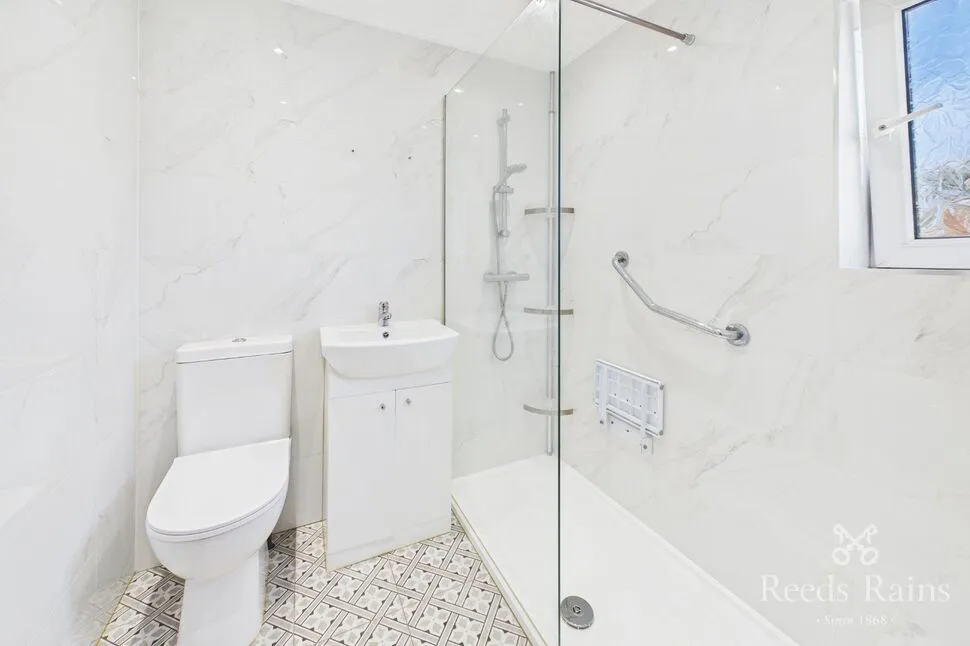 Bradford Road, East Ardsley, WF3, photo 7