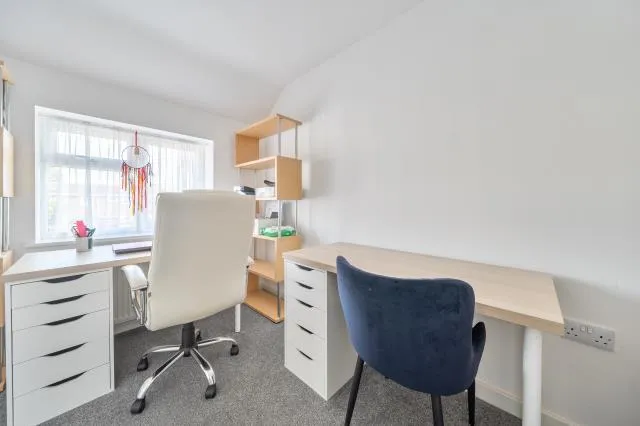 Edinburgh Close, Banbury, OX16, photo 18