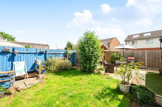 Edinburgh Close, Banbury, OX16, photo 19