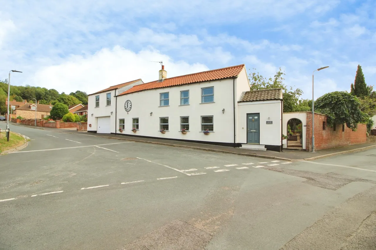 5 bed house for sale, Old Post Office Lane, South Ferriby, DN18