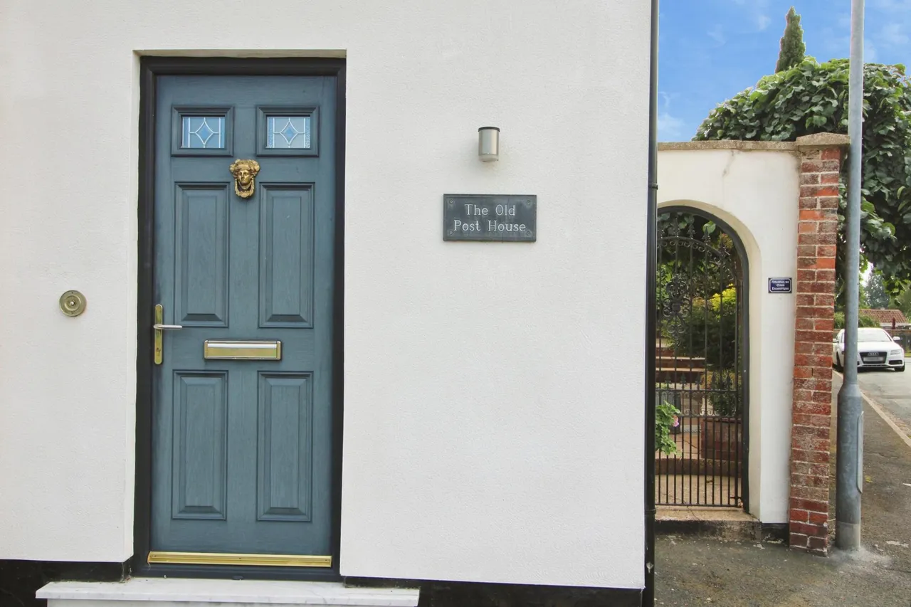 Old Post Office Lane, South Ferriby, DN18, photo 32