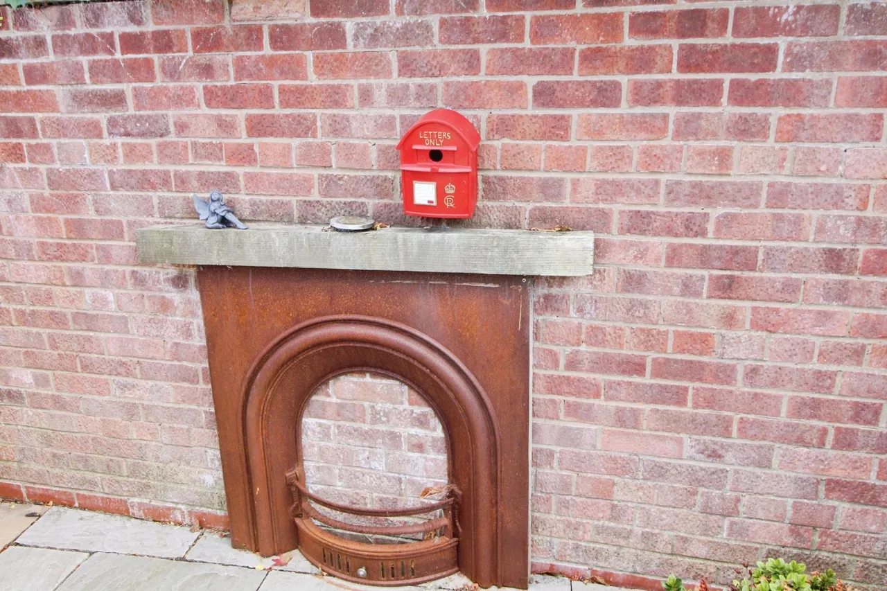 Old Post Office Lane, South Ferriby, DN18, photo 34